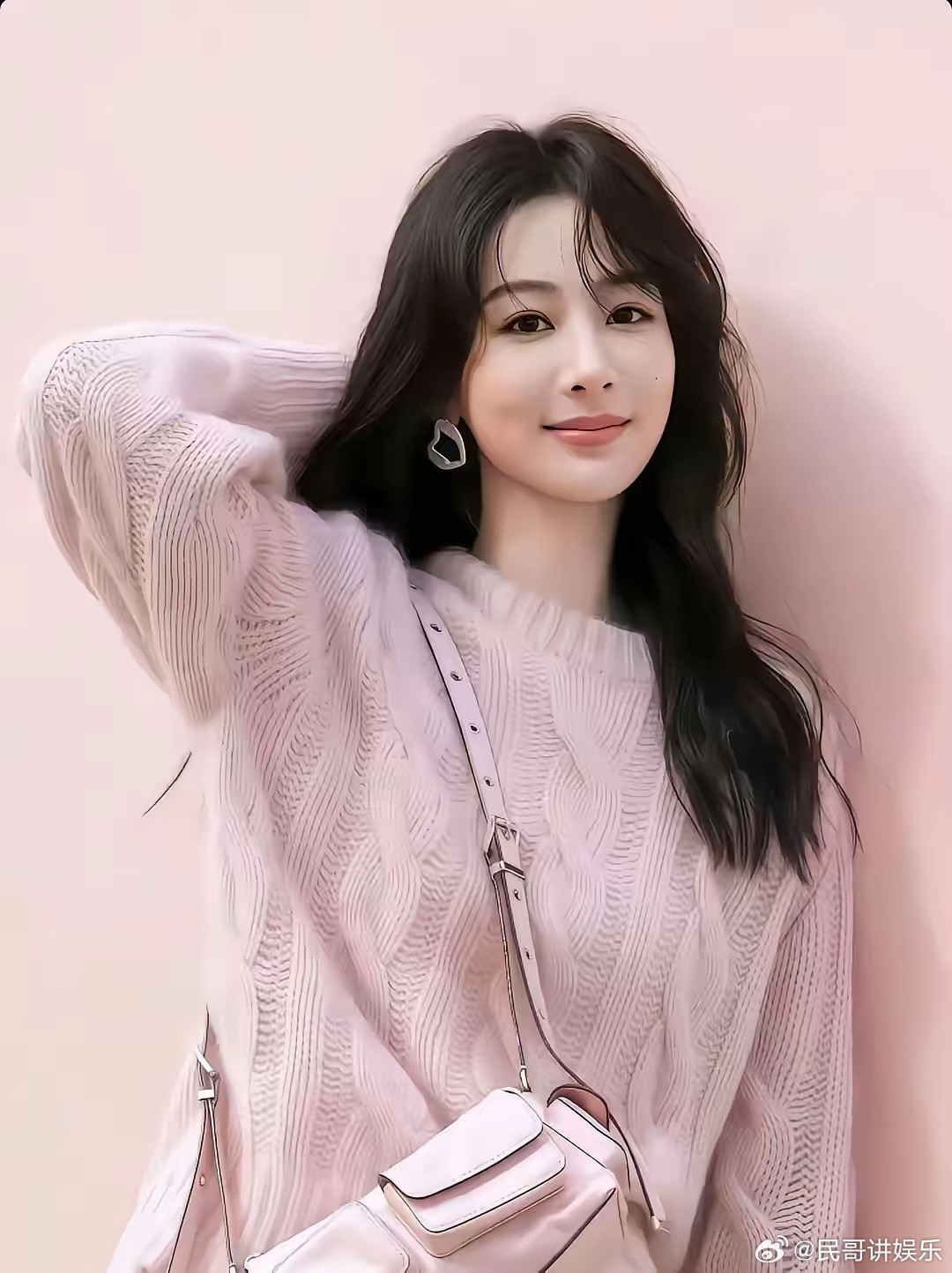 为什么杨紫演少女不让人反感呢？别的女明星演十几岁的少女，网友全是骂的，到了杨紫这