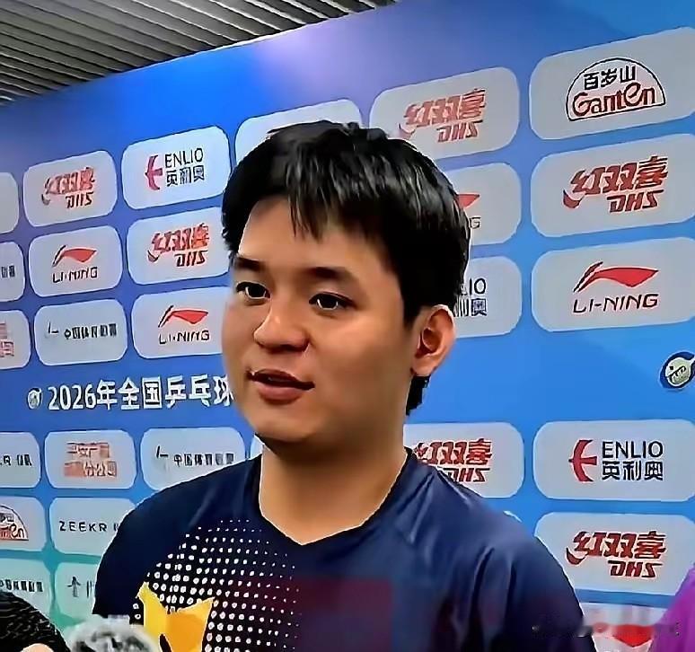我去！林诗栋难道转会上海地产了？全运会动漫夺冠后，林诗栋发文庆祝，赵子豪