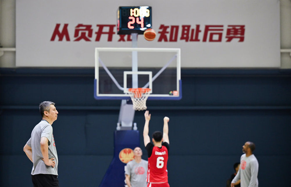 中国男篮主教练郭士强: 杨瀚森即将归队参加合练