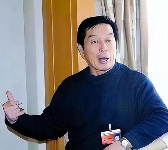 “体坛罪人”马俊仁，逼女队员打禁药，遭辞退后却成千万富翁。主要信源：
