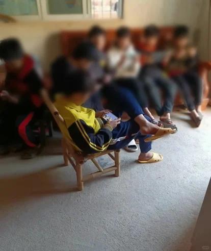 当下农村有个残酷的现实：80后、90后留守儿童，很可能是最后一批能靠读书硬考出去