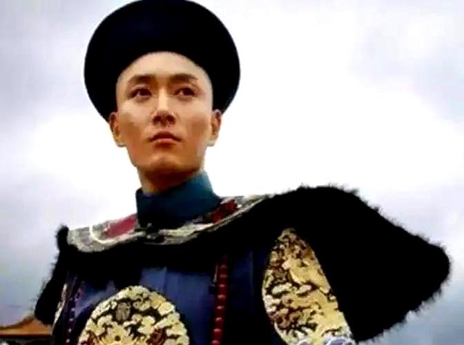 雍正把"铁帽子王"硬塞给十六弟允禄，硕塞后人还在世却眼看爵位被抢，这波操作背后是