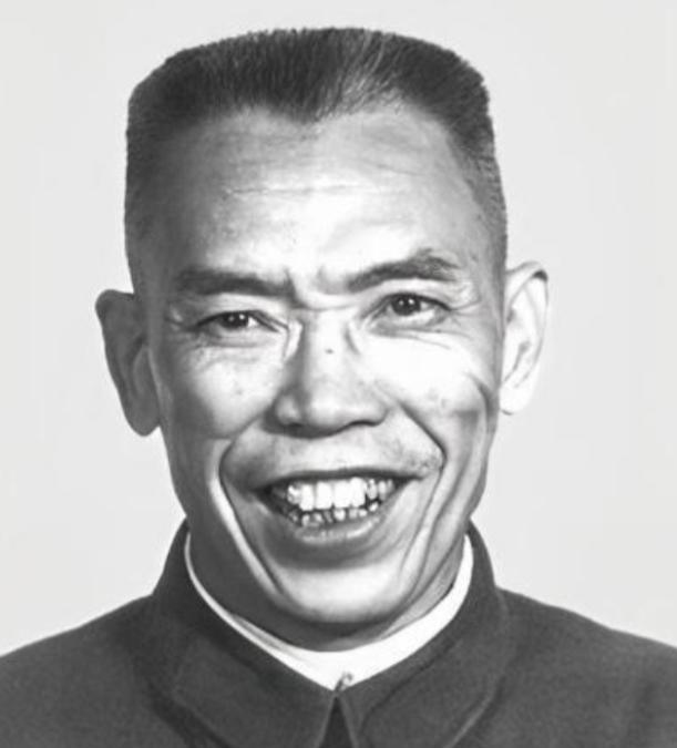 1973年，梁兴初将军被下放到太原一个化工厂劳动改造，一天他正在打扫卫生的时候，