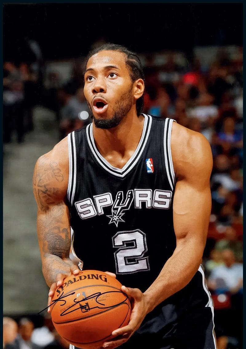 交易掉哈登，快船才发现，真正能给伦纳德解压的，根本不是组织大师。一直以来，外