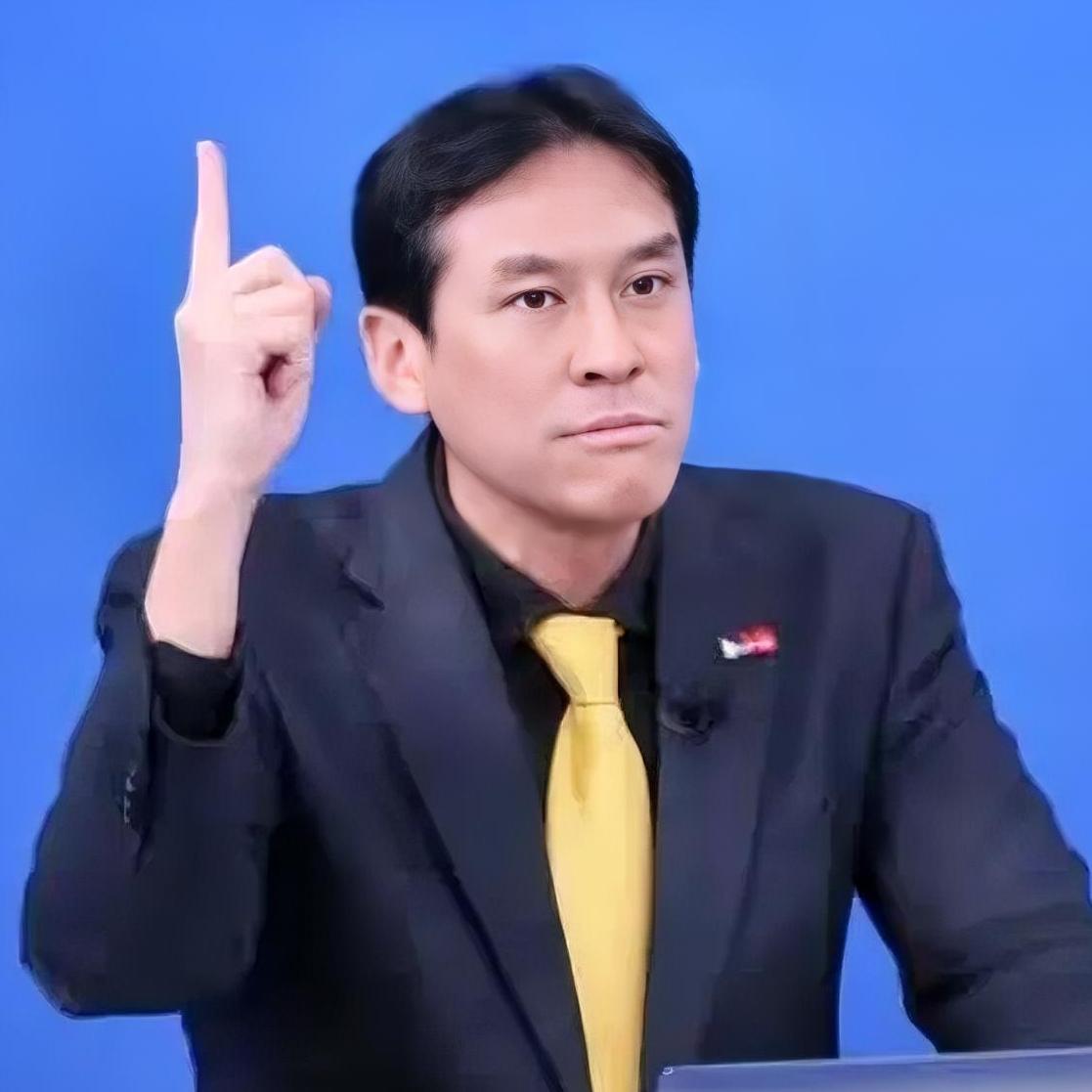 “台独”分子黄暐瀚见到国民党主席郑丽文启程访陆，预感自己气数已尽，忙蹿出来妖言惑