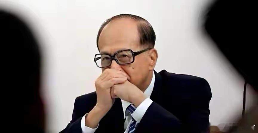 李嘉诚在巴拿马运河的港口不能卖了，怎么没见大公报怎么发声？昨天，巴拿马