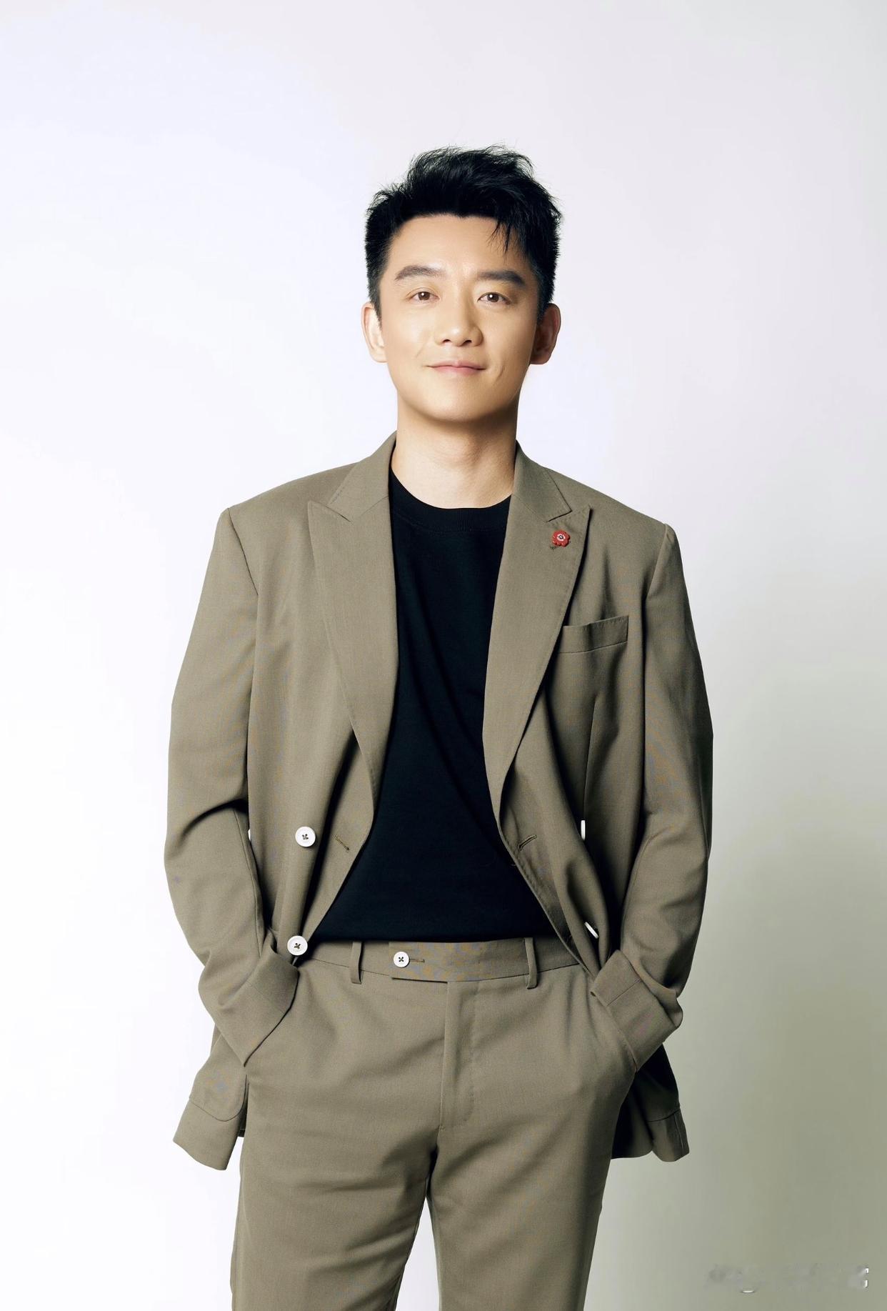 1.陈瑶与韩东君曾从好友发展成恋人，相处过后男方觉得相处氛围十分别扭，二人退回