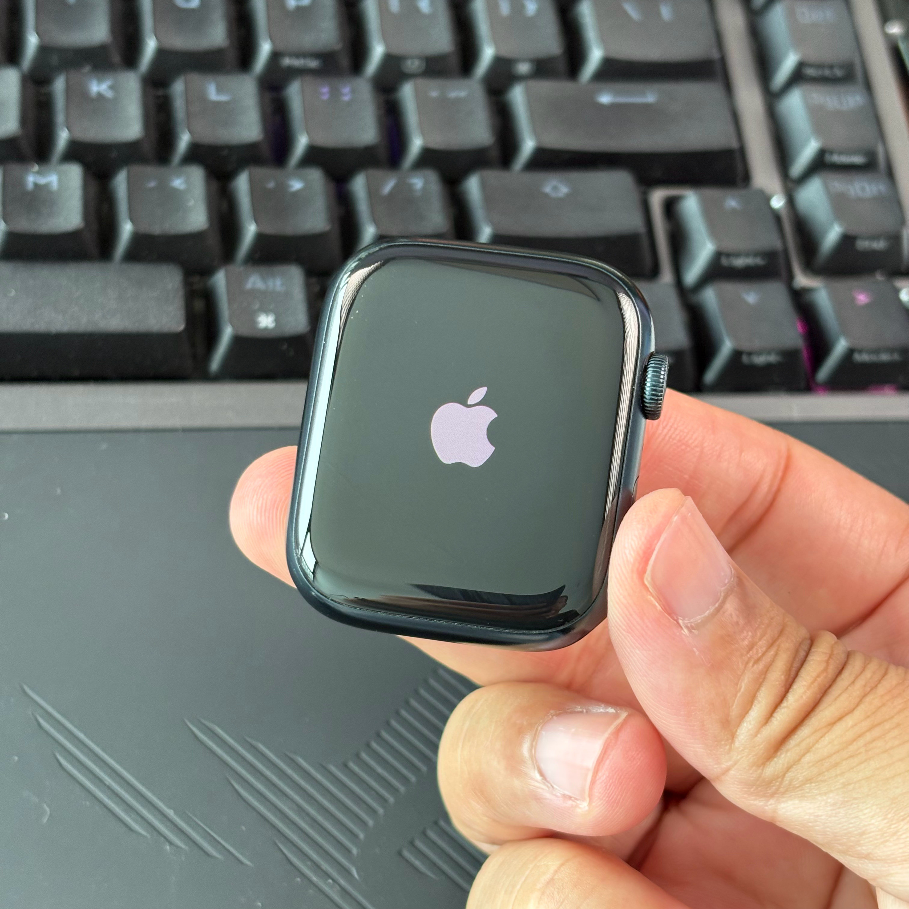 五六百收一个AppleWatchS8，还要什么自行车？纵使电池健康度80%多