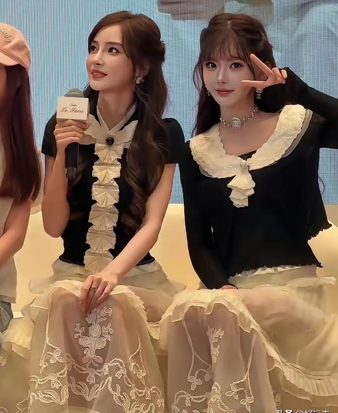 杨颖这波复出的动静，看下来就俩字：唏嘘。前阵子刷到她和韩安冉同框的照片，俩