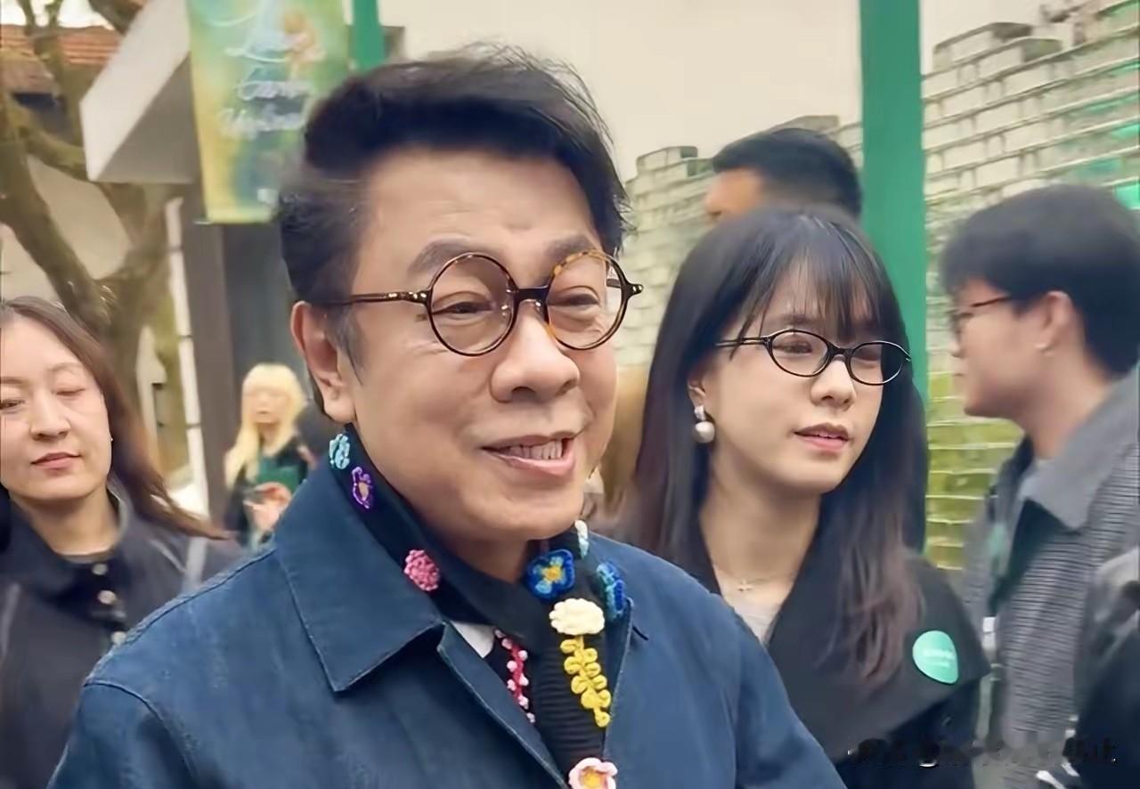 蒋万安，理解支持蔡康永！不知道蒋经国先生的孙子，怎么此刻还如此犯浑，要求大陆