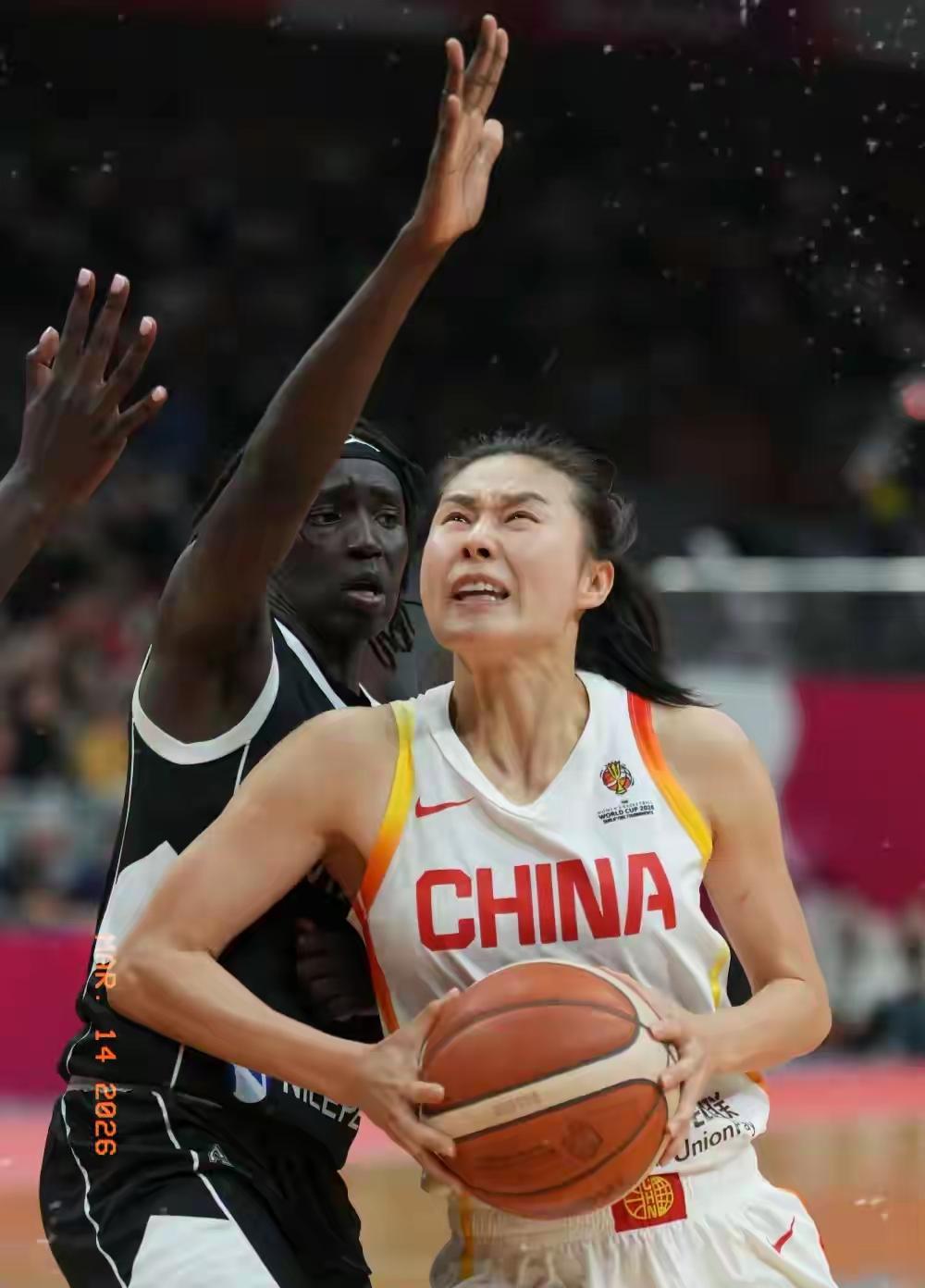 北京时间4月8日，2025-2026赛季WCBA半决赛继续进行，四川蜀道远达女篮