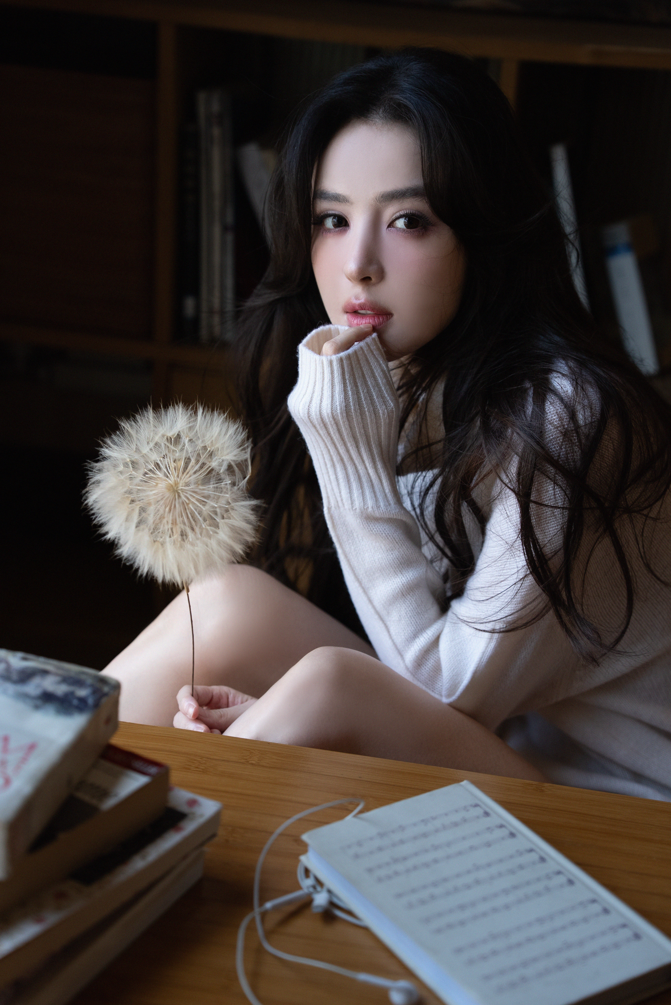 娜扎粉彩造型似夏日精灵娜扎在复制粘贴的时代，你是手写的诗