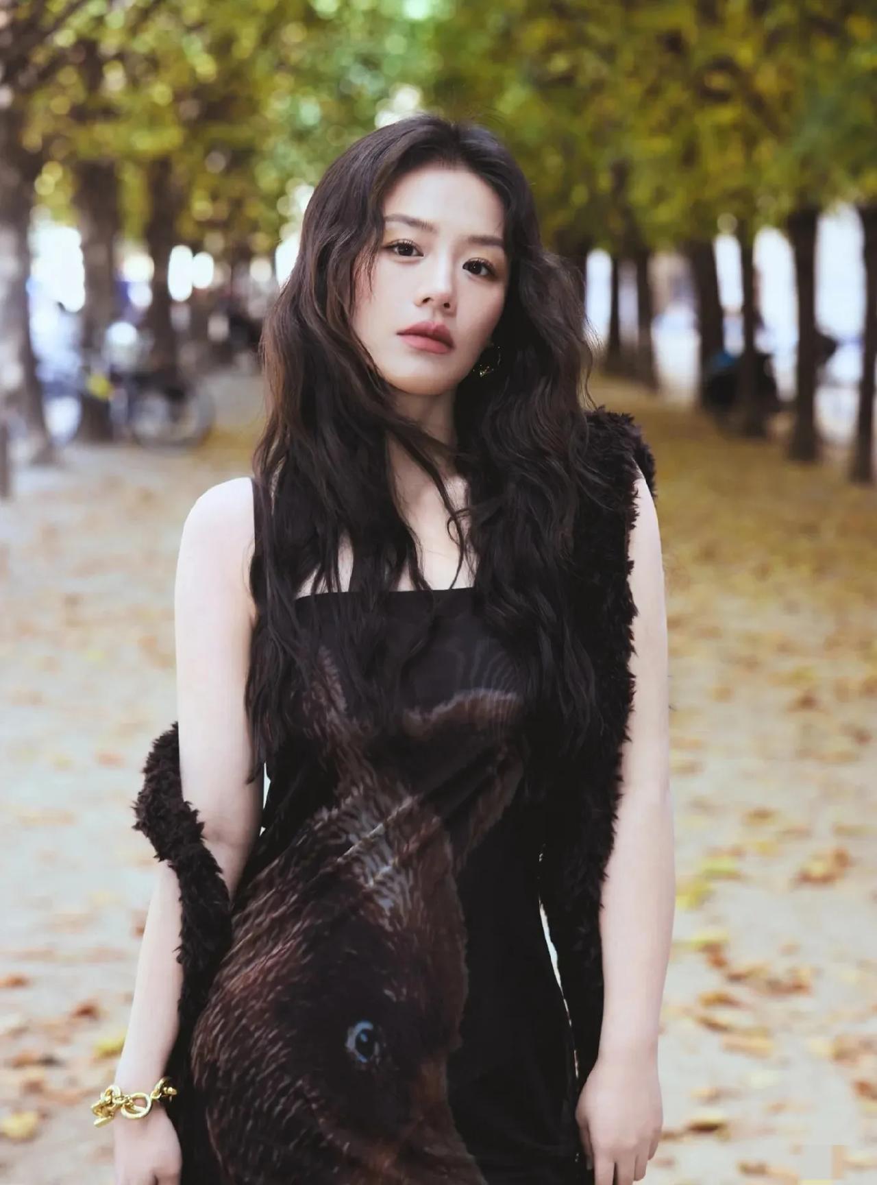 马思纯也属于胖过没丑过的女星，五官真的精致。#马思纯#