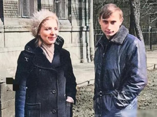 苏联曾经强大到何种程度？举个例子来说明：苏联的情报机关——克格勃。1991年苏联