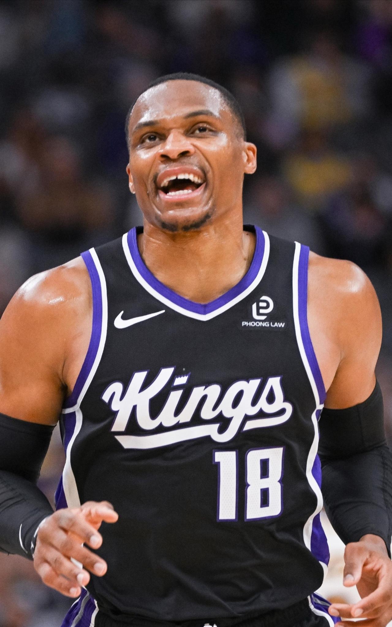 别再甩锅詹姆斯！威少的锅，自己接好国王的拉胯从不是意外，连残阵步行者都啃不下，