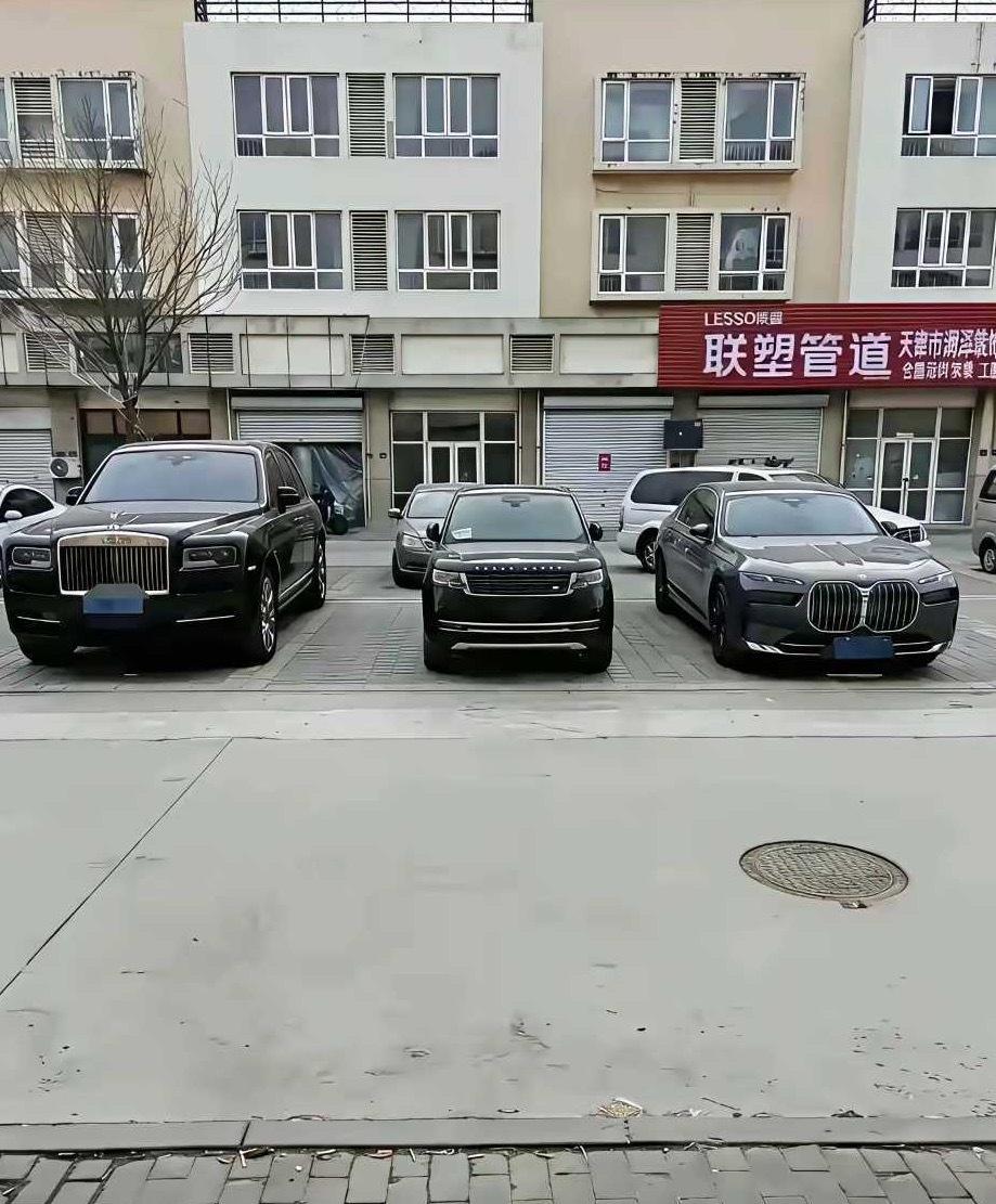 这应该是最憋屈的路虎了