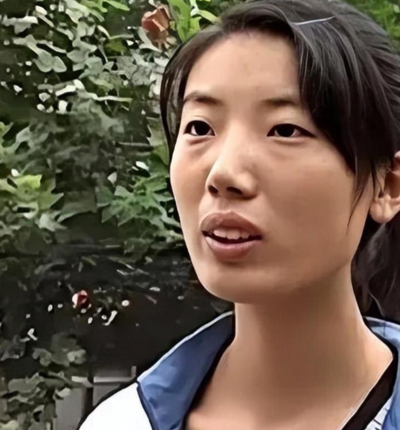 “她太坏了！”2011年，江苏人王传龄不幸患上白血病，幸好一位姑娘捐献骨髓，让他