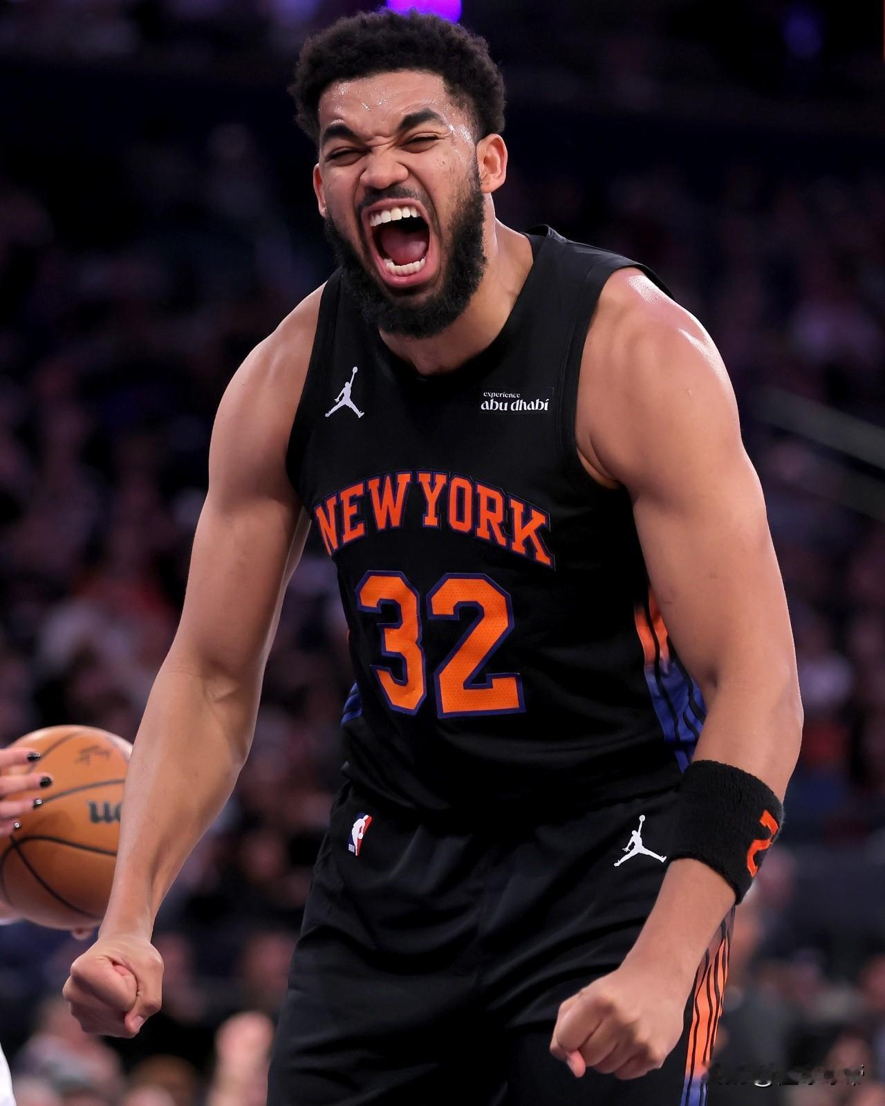 今天是超级硬糖，唐斯爆砍36分16篮板打爆老鹰内线!在今天尼克斯与老鹰的比赛