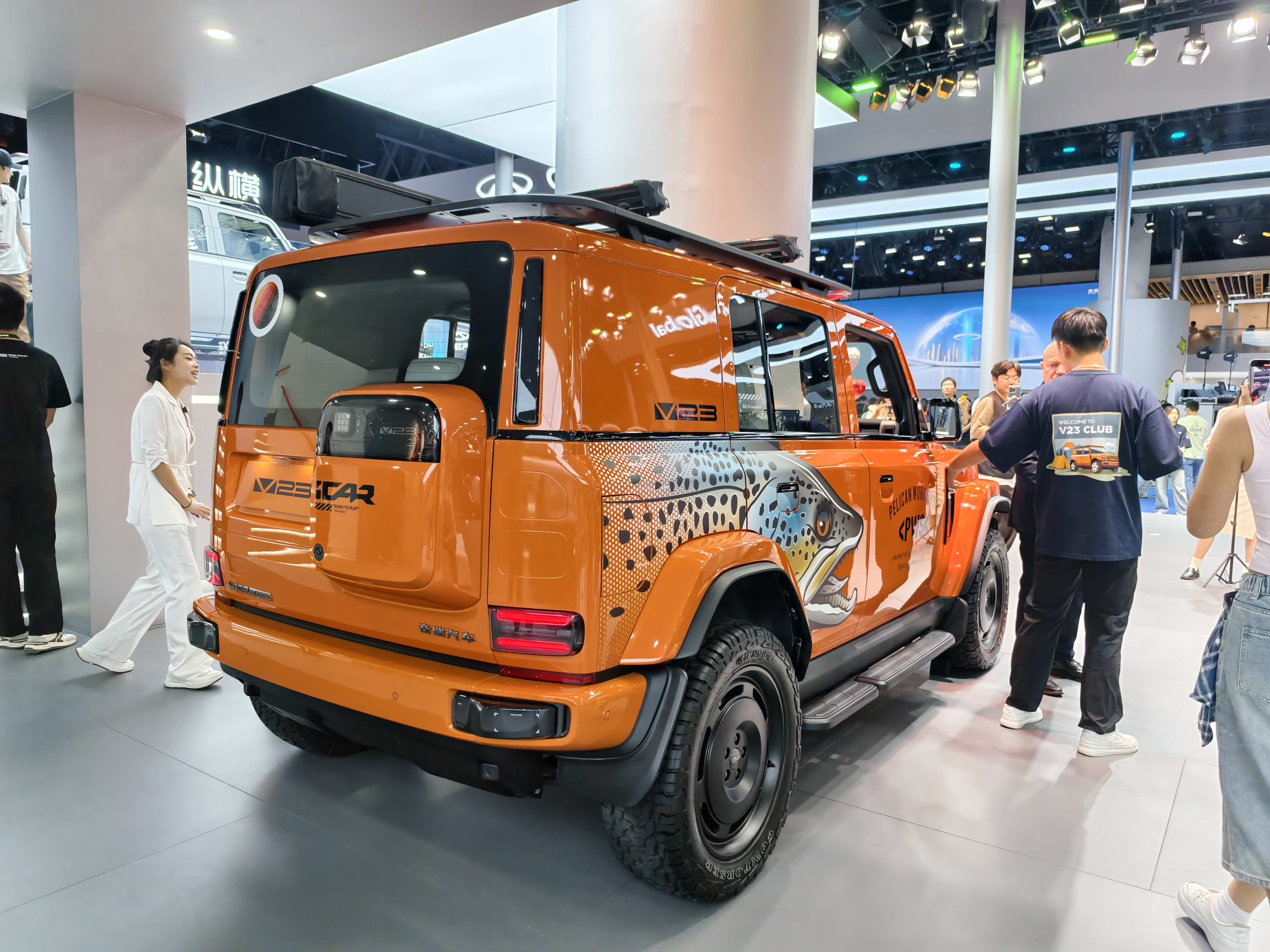 要说2025成都车展最靓的展台，一定是iCAR！iCARV23赛博版来了，