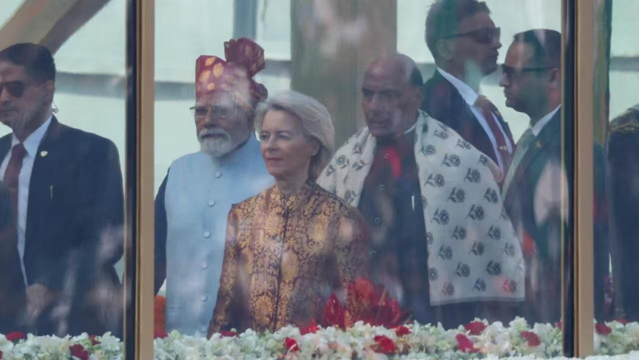 攻击完欧洲，攻击完加拿大，攻击完韩国，美国又瞄准了印度。美国财长贝森特，最近