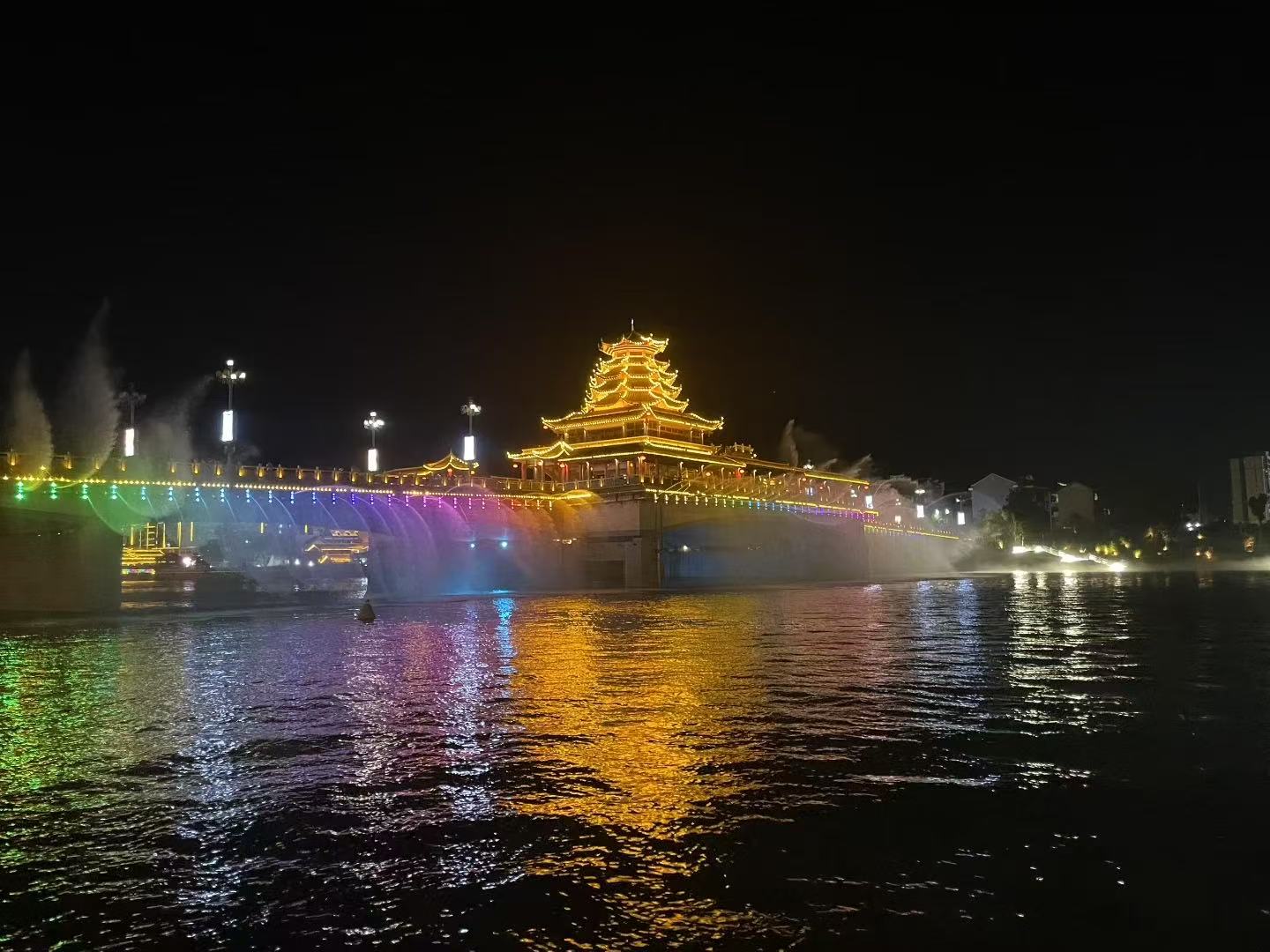 怀化旅游，芷江龙津风雨桥打卡攻略！