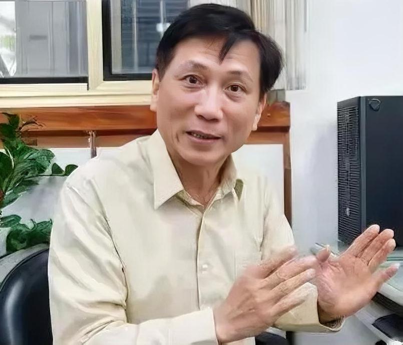 赖清德当局“卖台”丑态被揭穿！今天(2月22日)，国民党籍“议员”詹江村在社