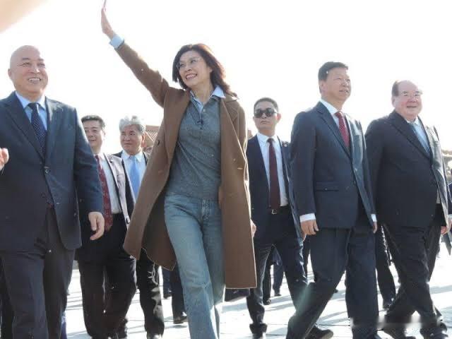 郑丽文访陆最新民调，戳穿绿营谎言！对今年选战反而是利多！根据一份最新民调显示