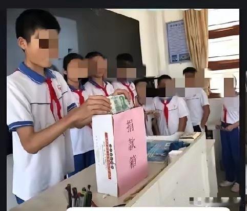一所学校为白血病学生募集善款37万元，但因被慈善协会索要20%的管理费，学校不乐