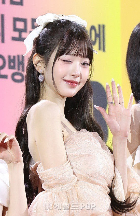 张元英女神出图就像呼吸一样简单~​​​