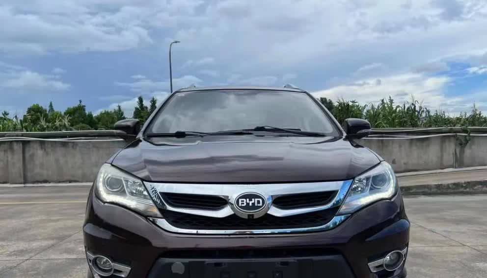 听我一句劝，买SUV就只买6座的，5座的和7座的都别买10年以前，7座SUV