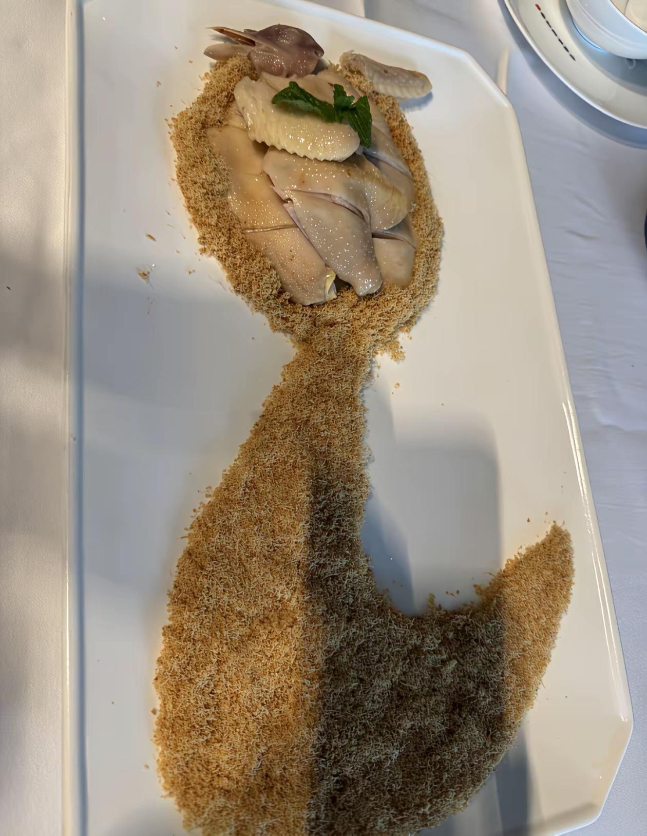 啊，这是什么造型啊[笑着哭]