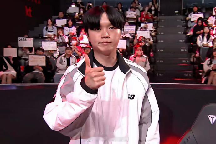 KT八连胜恭喜KT八连胜！Bdd安妮两次对位单杀Aiming希维尔爽收割