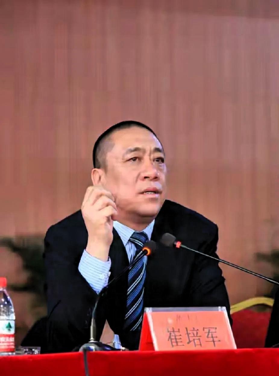 崔培军这回“失望”得挺高级！他豪掷520万给五千多名员工发路费、放无限期产假