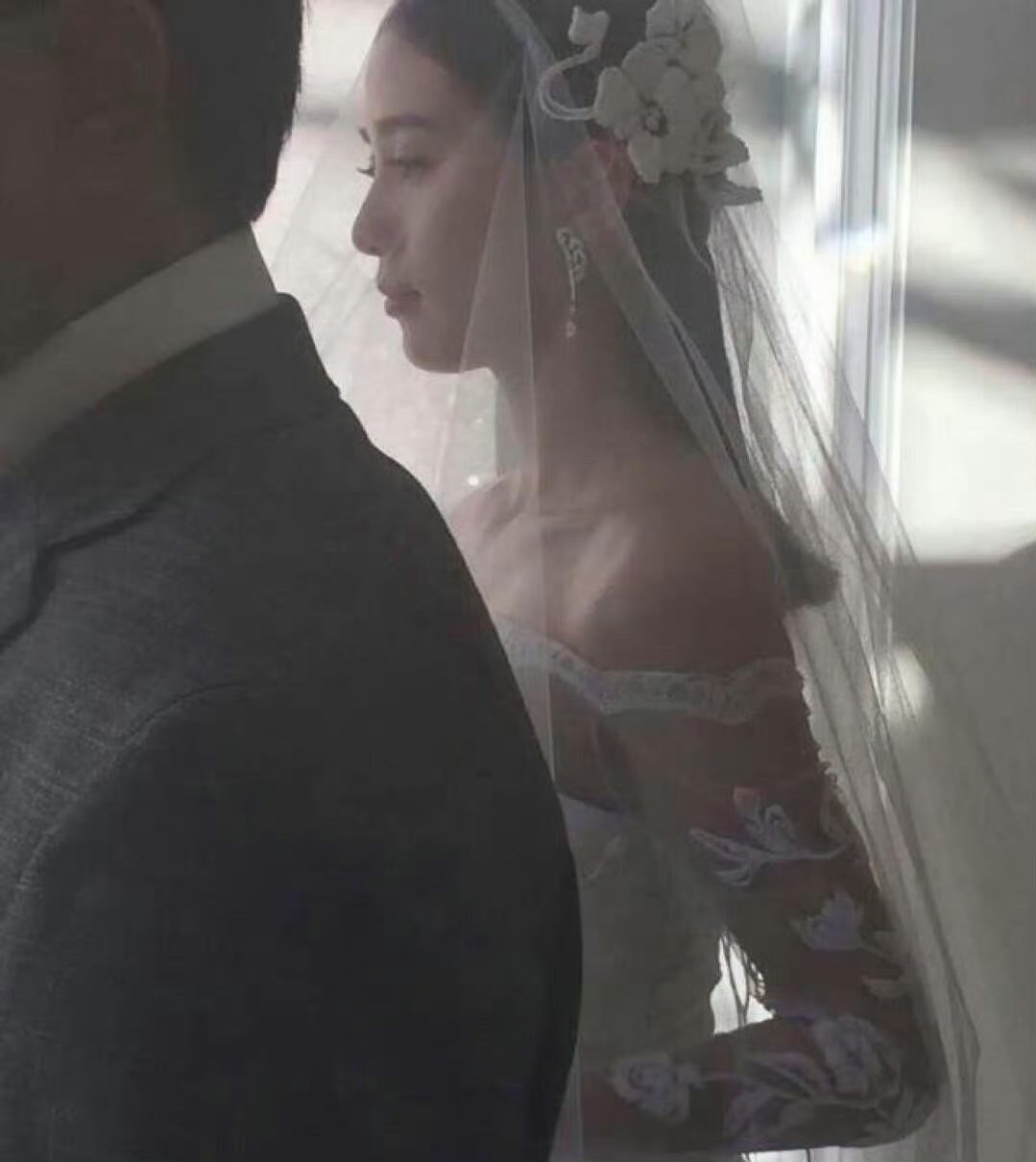 刘诗诗的婚礼这么多年过去了，还是明星婚礼中的天花板