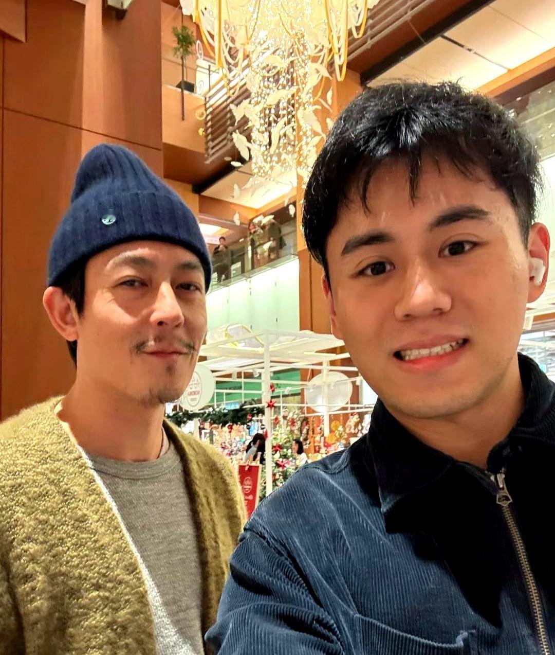 谁还敢说陈冠希越来越像赵本山？这最新的东京街拍一出来，简直是啪啪打脸——