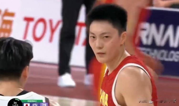 广东宏远男篮最新消息；近日，广东宏远男篮已结束全部热身赛返回俱乐部。中国男篮也