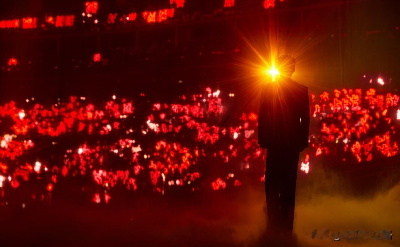 问看过东方卫视跨年晚会的朋友：肖战今年唱四首歌，粉丝还跟得上吗？朋友发来的现场