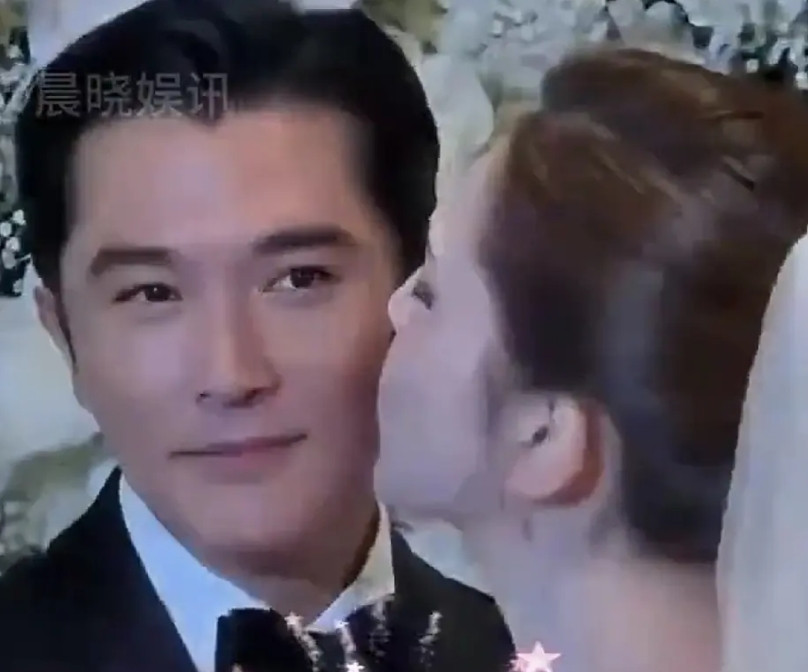 有网友看出来了：许玮甯是他们夫妻中更主动的那个，更爱的那个。网友：就没看过新