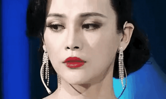 最近孙坚发视频向网友吐槽，说自己回了趟老家过年，现在带着和家族家人们的恩怨情仇、