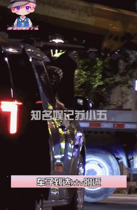 曝黄晓明深夜和长发美女去KTV黄晓明深夜和长发美女去KTV7月1日，有八卦媒体