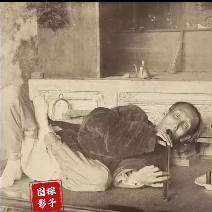 王勉这个角度真的太好笑了…和图二的相似度百分之百