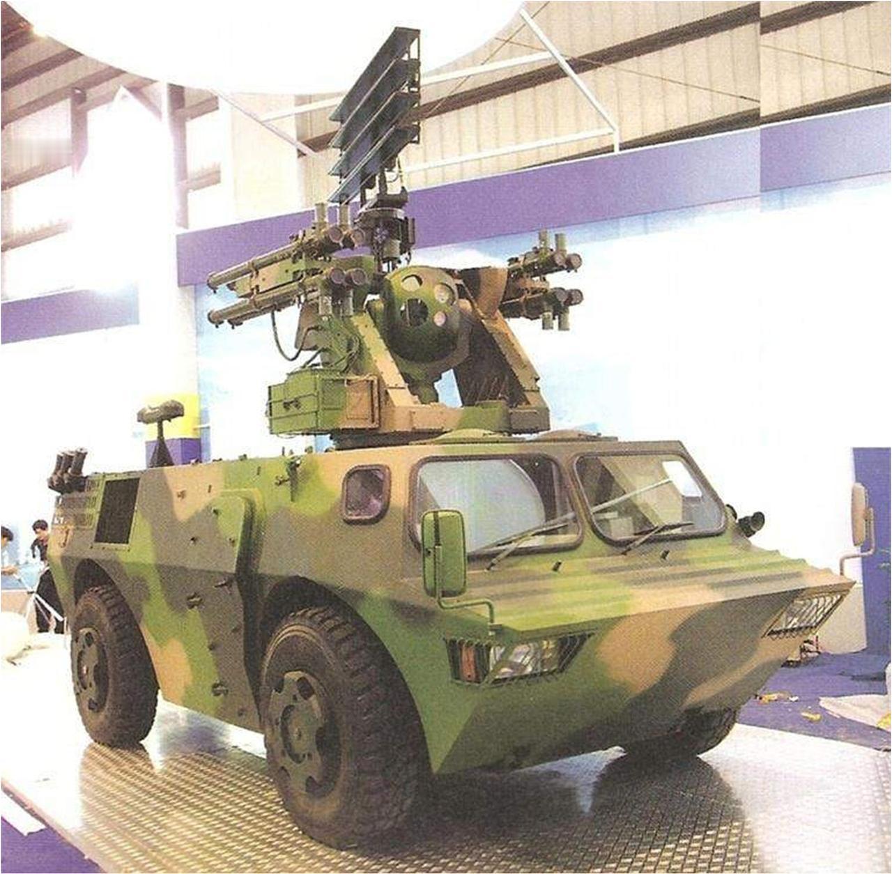 咱们早期对轻型轮式防空系统的探索——FLV-1轻型防空导弹系统。FLV-1是