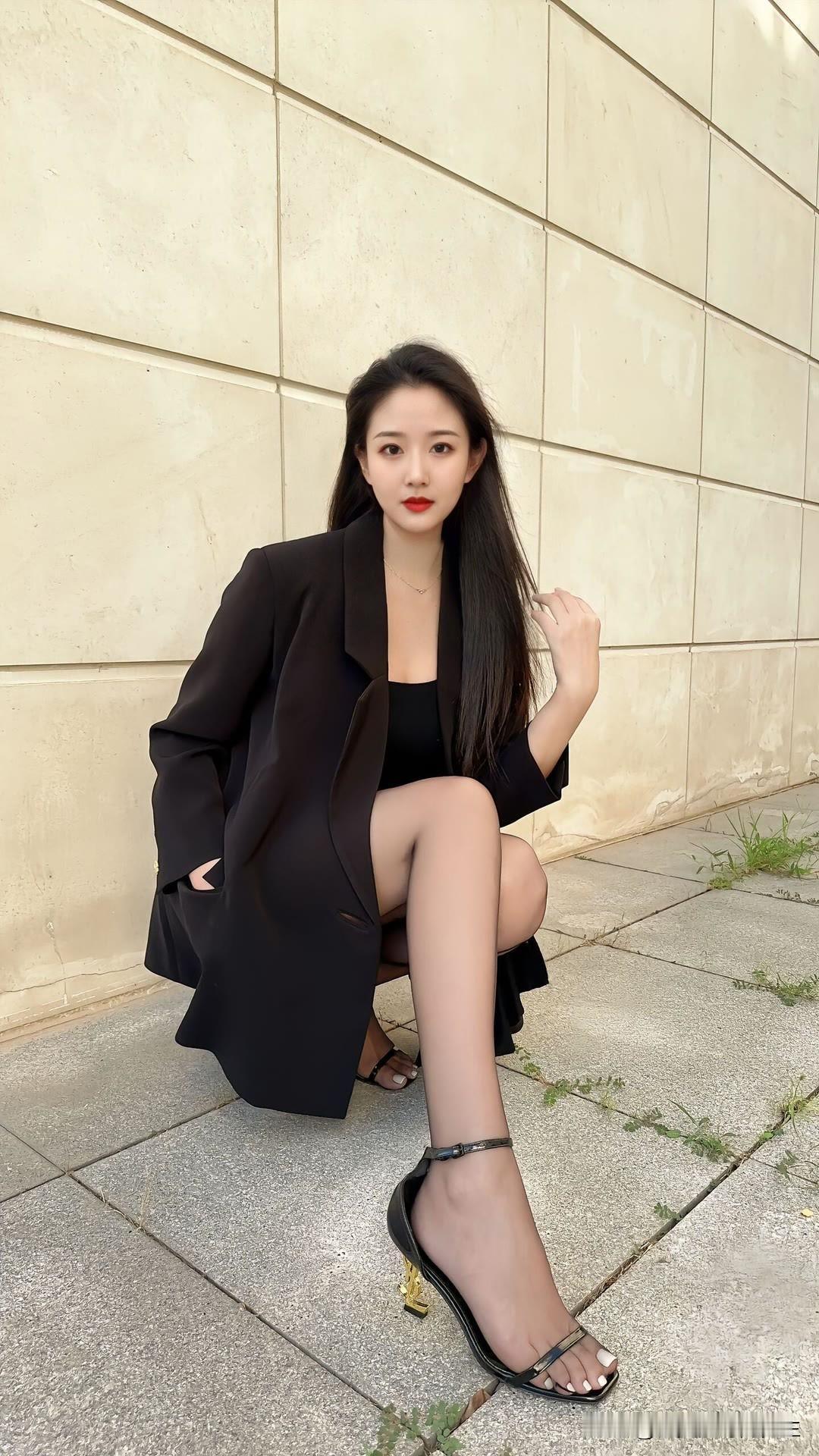 生活可以忙碌疲惫，但心态要快乐简单！你可以忙到脚不沾地、累到倒头就睡，可以让