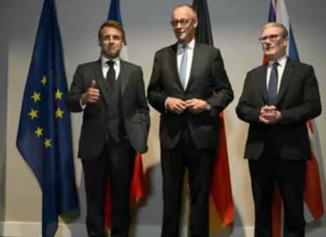 外媒表示：英法德三国已经做好了，以“防御性行动”摧毁伊朗军事能力的打算，很显然，