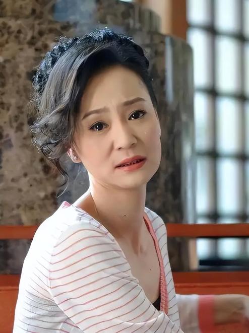 陈道明很现实的一句话：“男人离婚，如果你没钱，也很难再找，基本上是孤独终老，女人