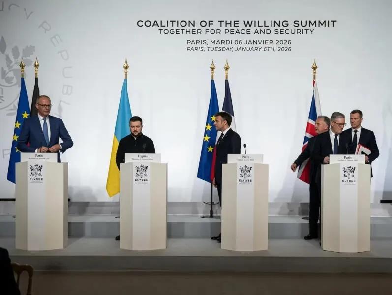 据彭博社援引匿名消息人士报道，英国、德国和法国正与乌克兰共同制定一项计划，“促使