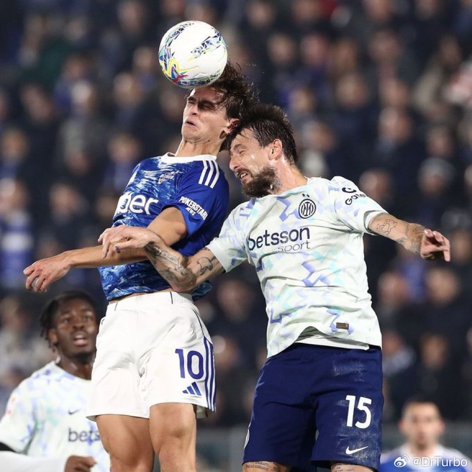 马洛塔：尼科·帕斯？他是一位很有意思的球员他很有天赋而且前途无量但我认为他