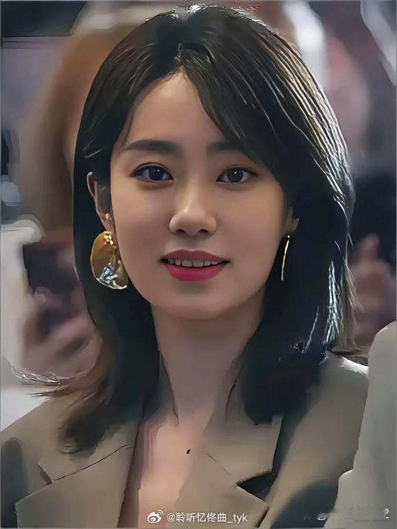 张小斐一生做对了十件事1.跟对了一个老师——周星驰2.信对了一个老师——贾玲