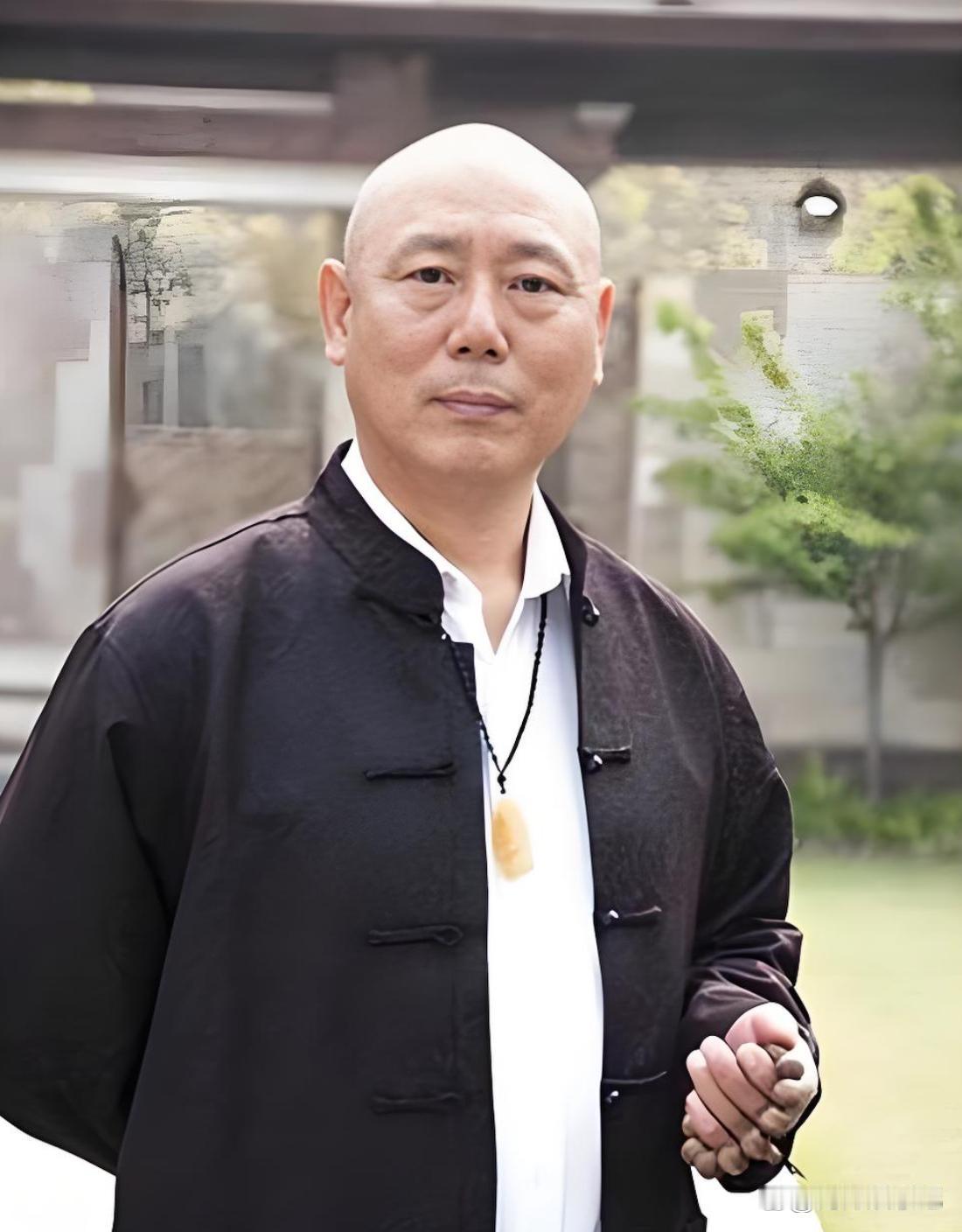 李诚儒怒怼蔡康永（综艺《导演请指教》2021）注意：是李诚儒，常被写成李成儒。背景蔡康永作为参赛导演