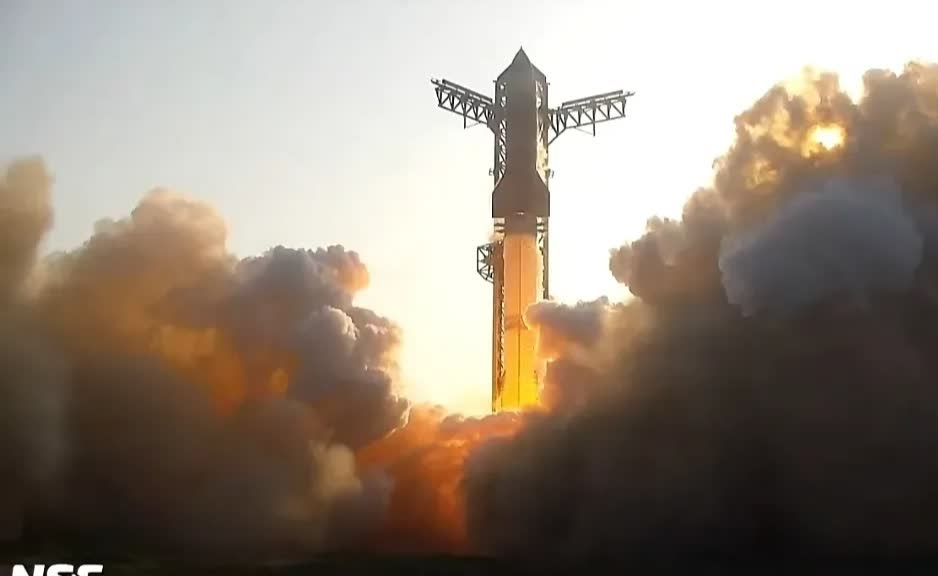 马斯克刚刚完成的SpaceX星舰飞船的第九次试飞，可以说是完全失败的。